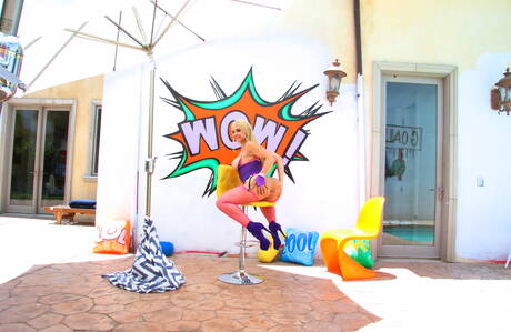 Evil Angel invites you to browse their xxx pics with Sarah Vandella and Mike Adriano xxx gallery 82051